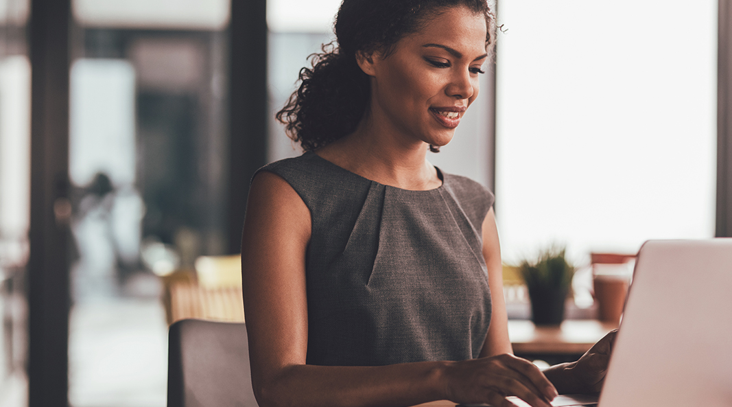 ポリシーの導入と自動的な拡張